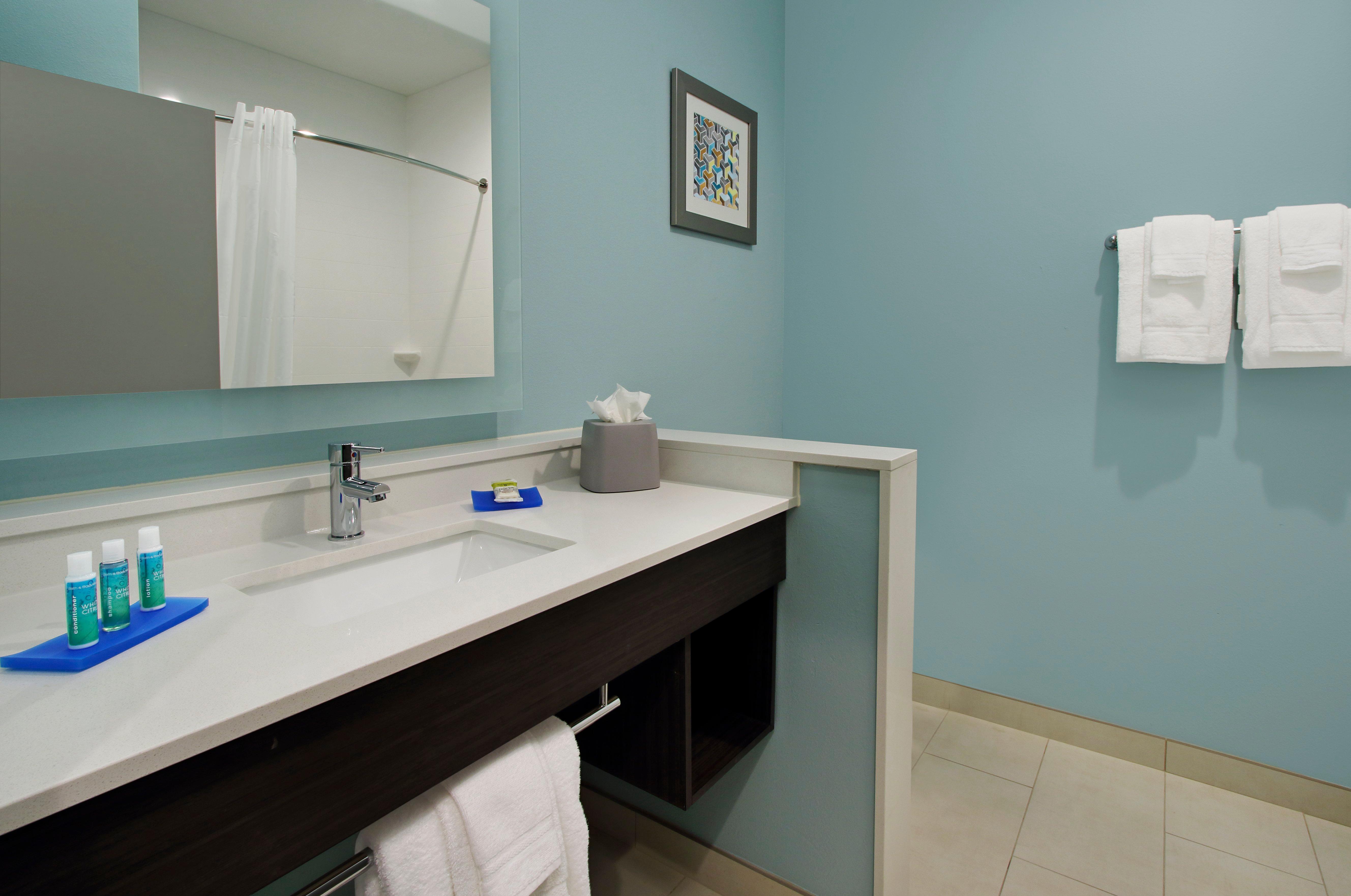 Holiday Inn Express & Suites - Lake Charles South Casino Area By Ihg Exteriör bild