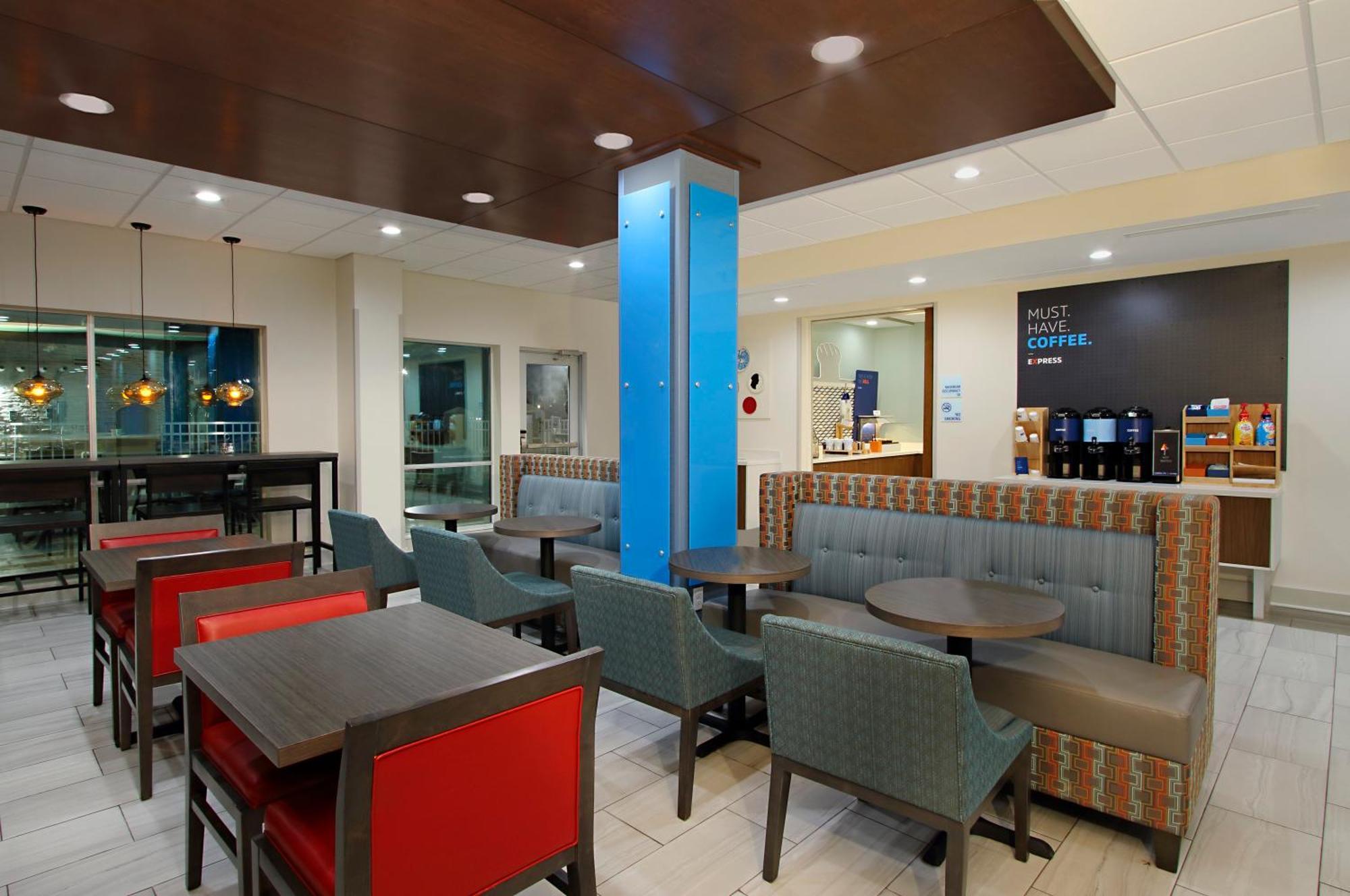Holiday Inn Express & Suites - Lake Charles South Casino Area By Ihg Exteriör bild