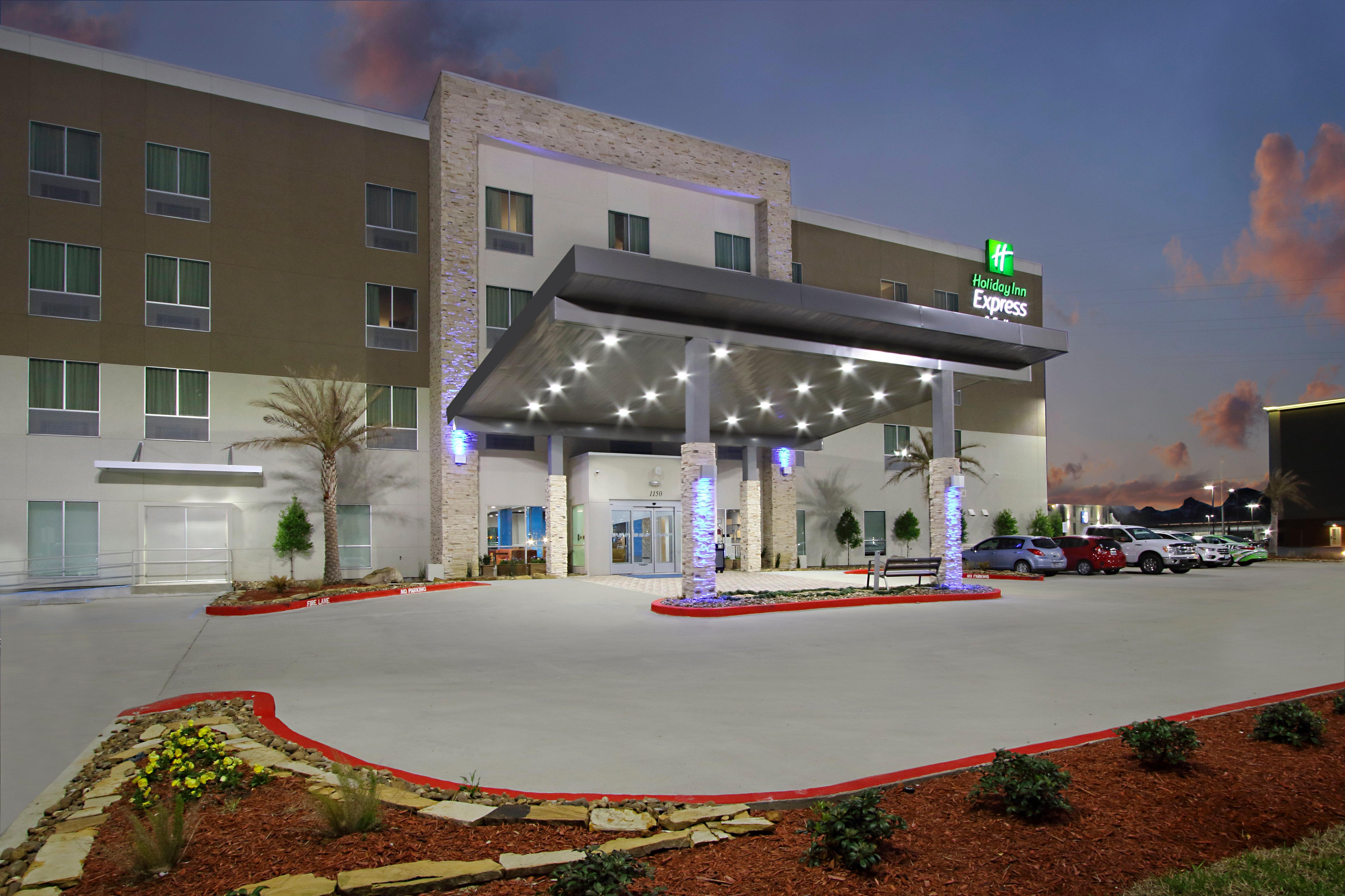 Holiday Inn Express & Suites - Lake Charles South Casino Area By Ihg Exteriör bild